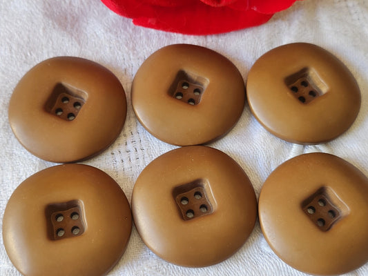 Lot 6 enormes boutons vintage marron mat trous 3,4 cm ref 734