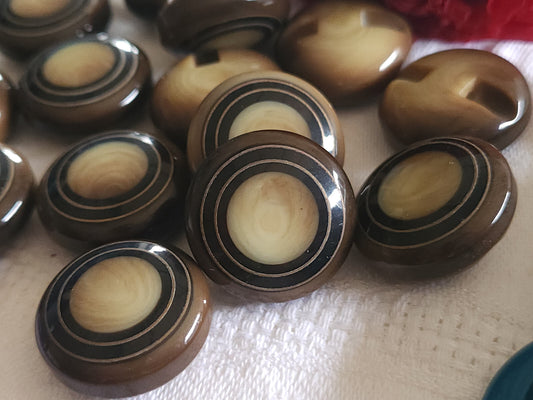 Lot 6 boutons vintage marron bombé effet corne inclusion 2,2 cm pied ref 5001