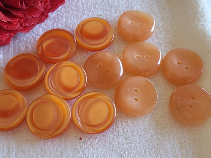 Lot 13 boutons vintage orange saumon 2 séries  1,7 cm ref 220