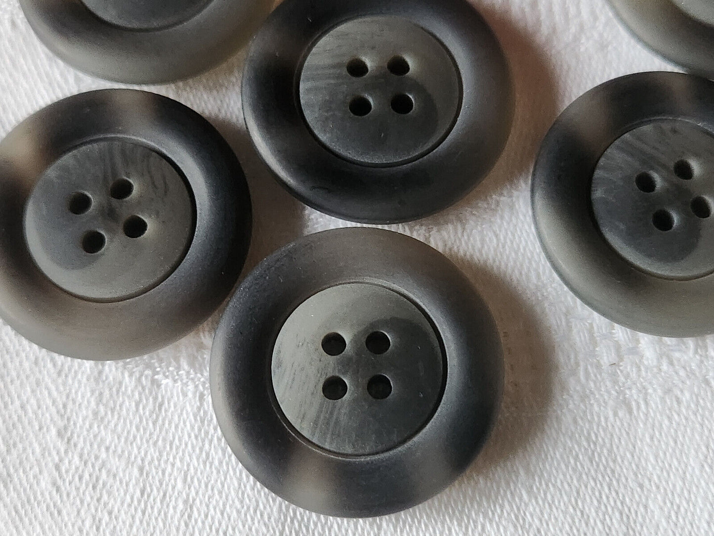 Lot 6 gros boutons vintage gris mat camaieu 3 cm trous ref 1218