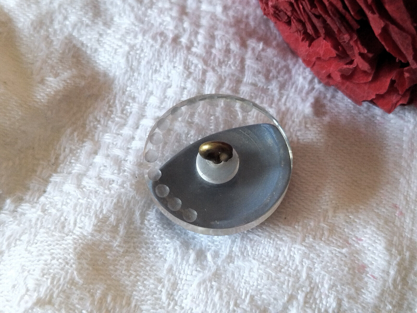 Beau bouton ancien bleu transparent collection originaux vintage 2,2 cm ref 3325