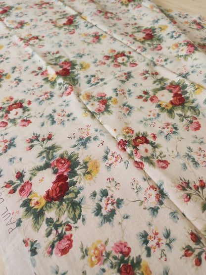 Ancien coupon de tissu fleuri dumas fabrication francaise 119 sur 77 cm B5