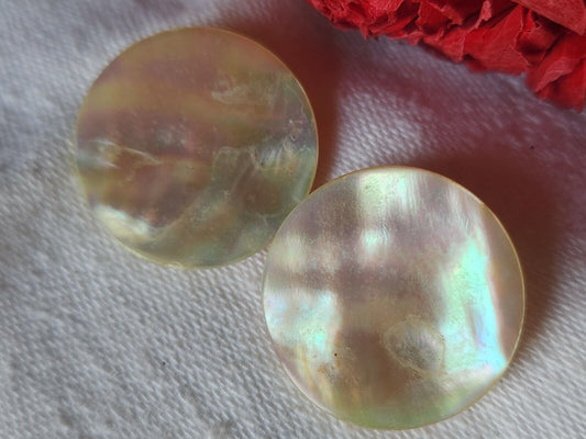 Collection duo boutons anciens en nacre mordoré 2,3 cm D11O