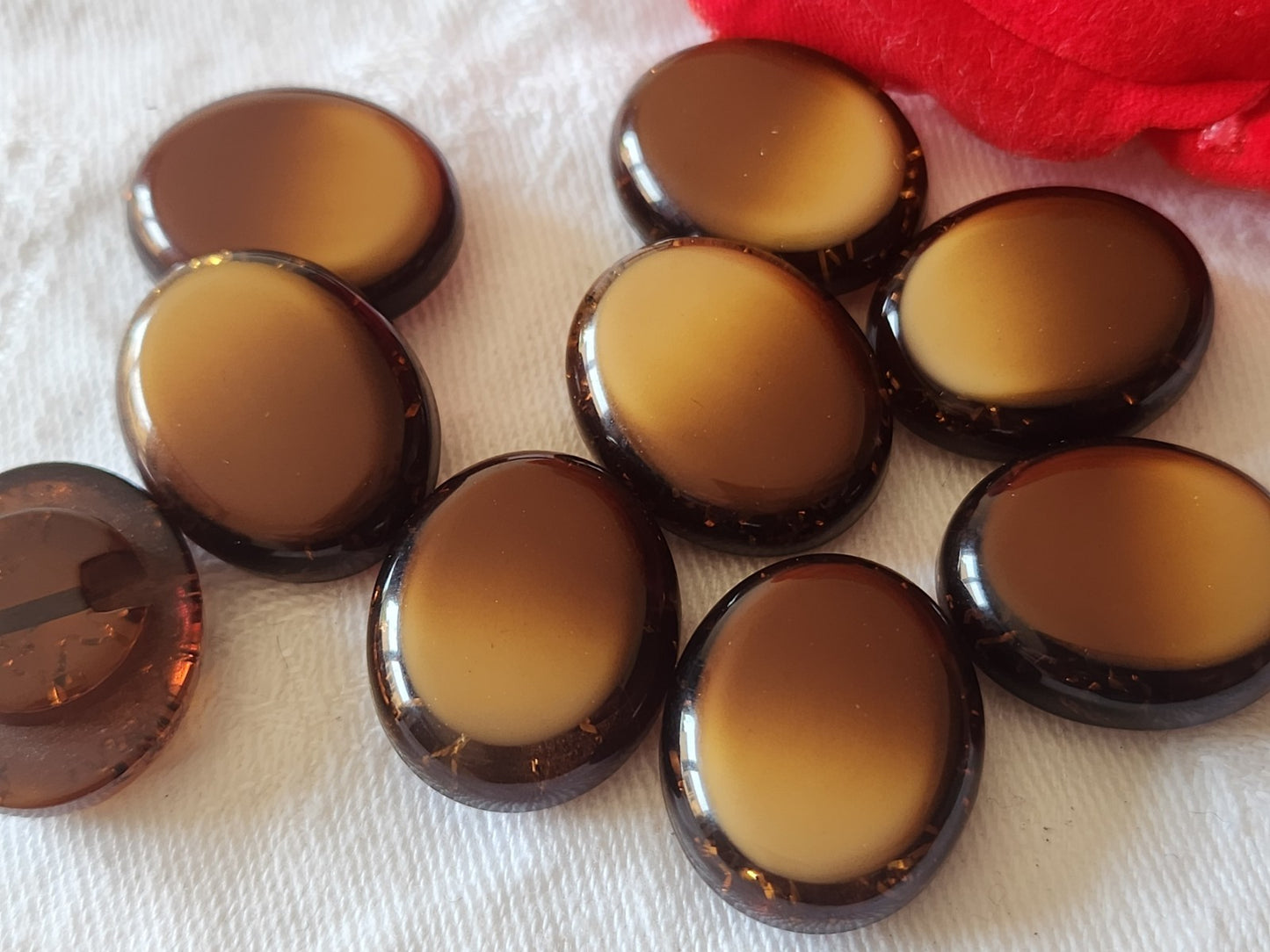 Lot 9 boutons vintage à pied  ovale marron paillette 1,8 sur 2,2 cm ref 6023