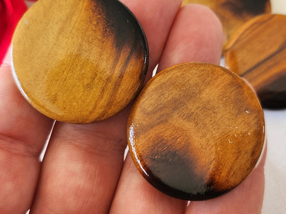 Lot 6 énorme boutons vintage  en bois verni 3,4 cm 34 mm pied ref 354
