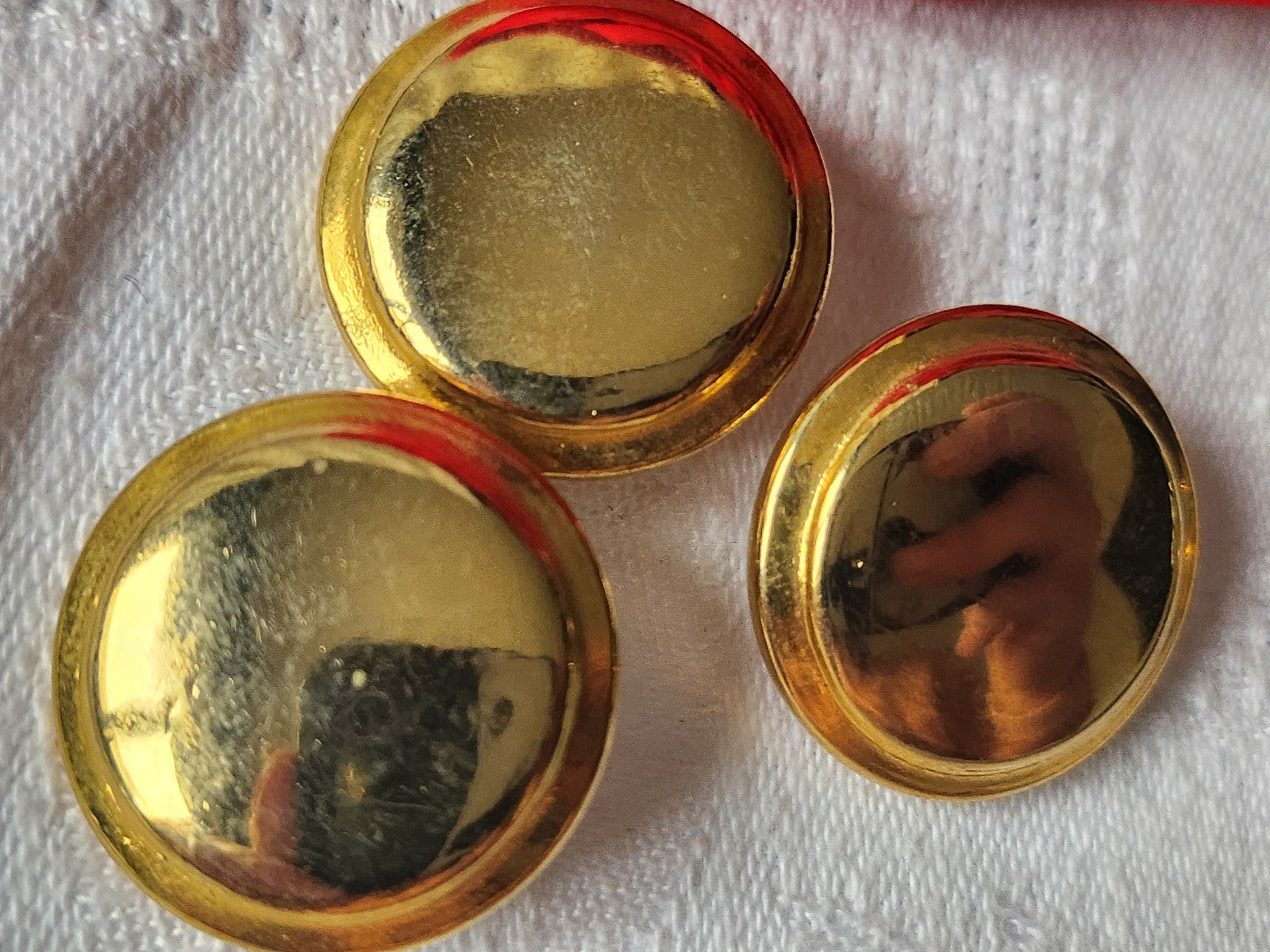 Trio boutons vintage métal doré  à pied 2,4 cm ref 1560