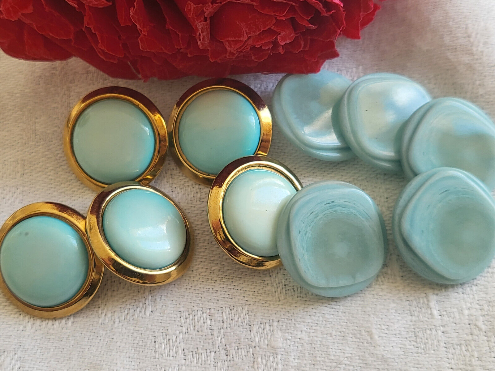 Lot 10 superbes boutons vintage bleu tendre 2 séries à pied 1,8 cm ref 2862