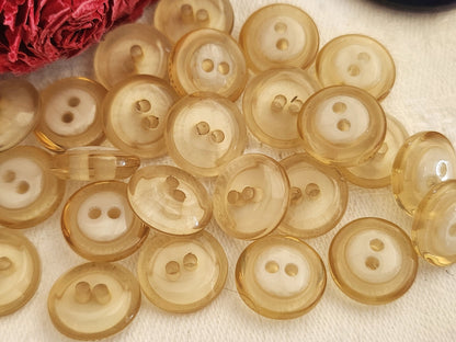 Lot 23 petits boutons  beige transparent 1,2 cm ref 208