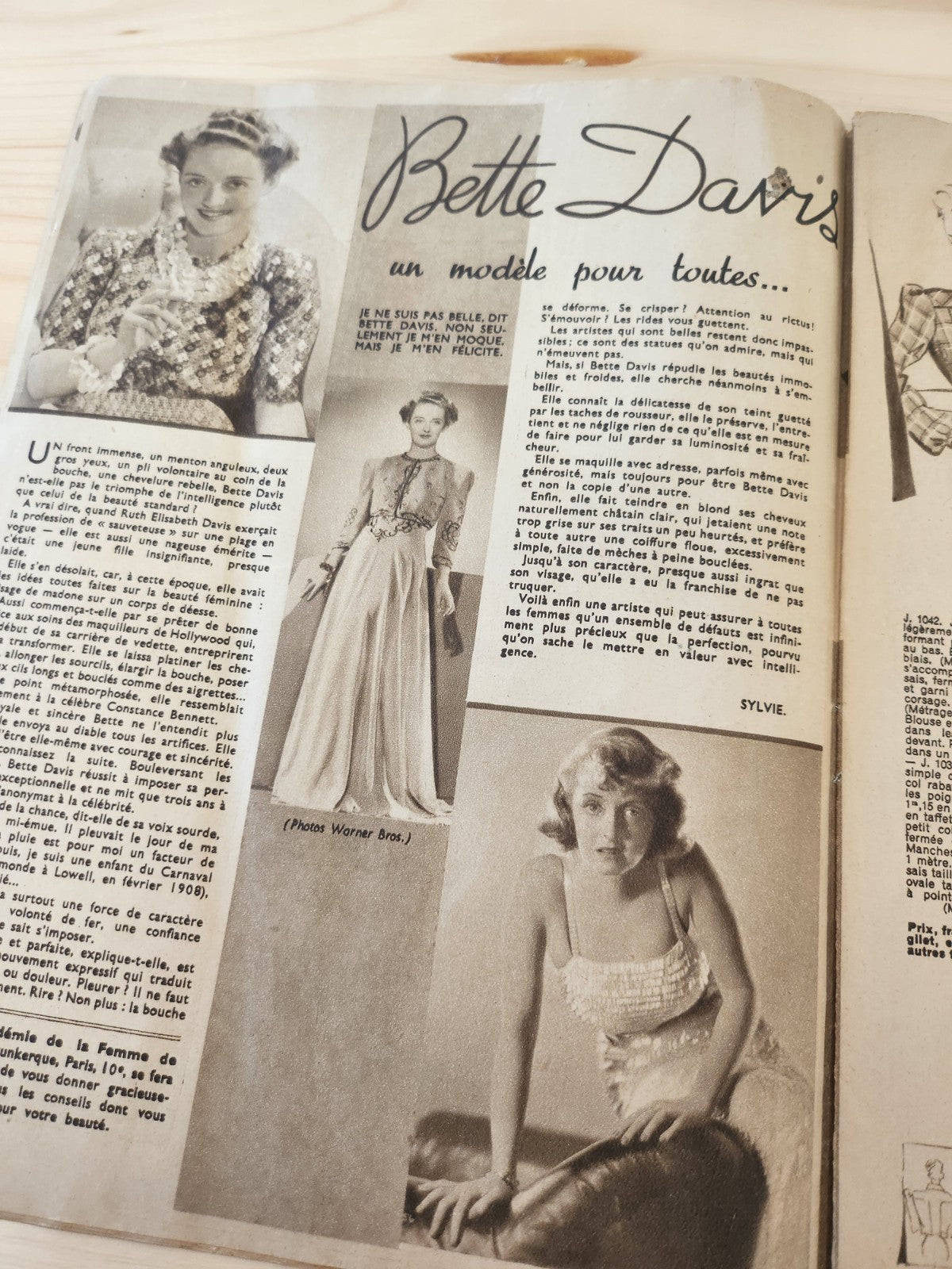 Mode du jour 1939 n°971 deux tissus c chic  robes garnies de tricot