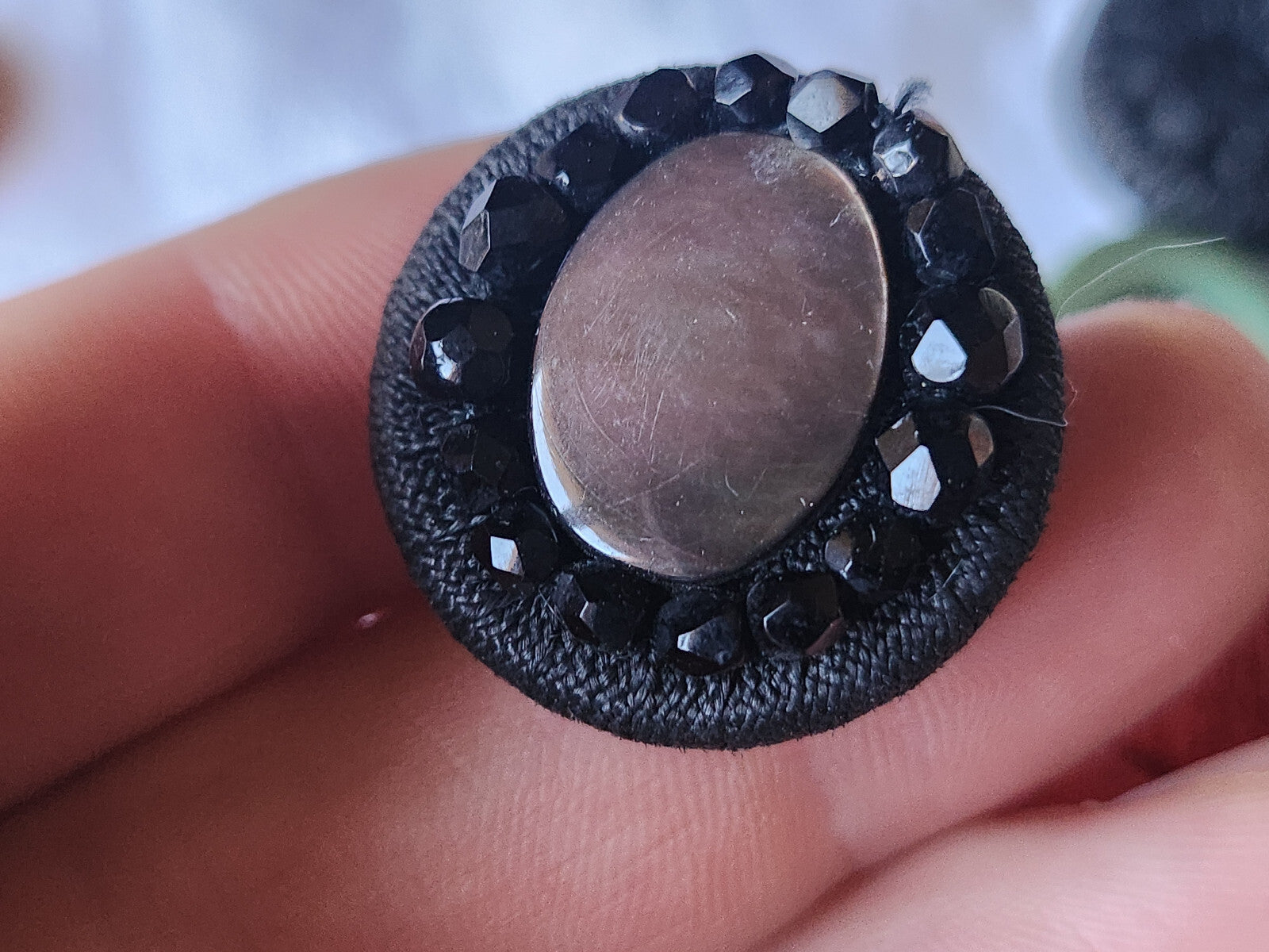 Bouton vintage en nacre collection passemnetrie perlé  2,6 cm D17G