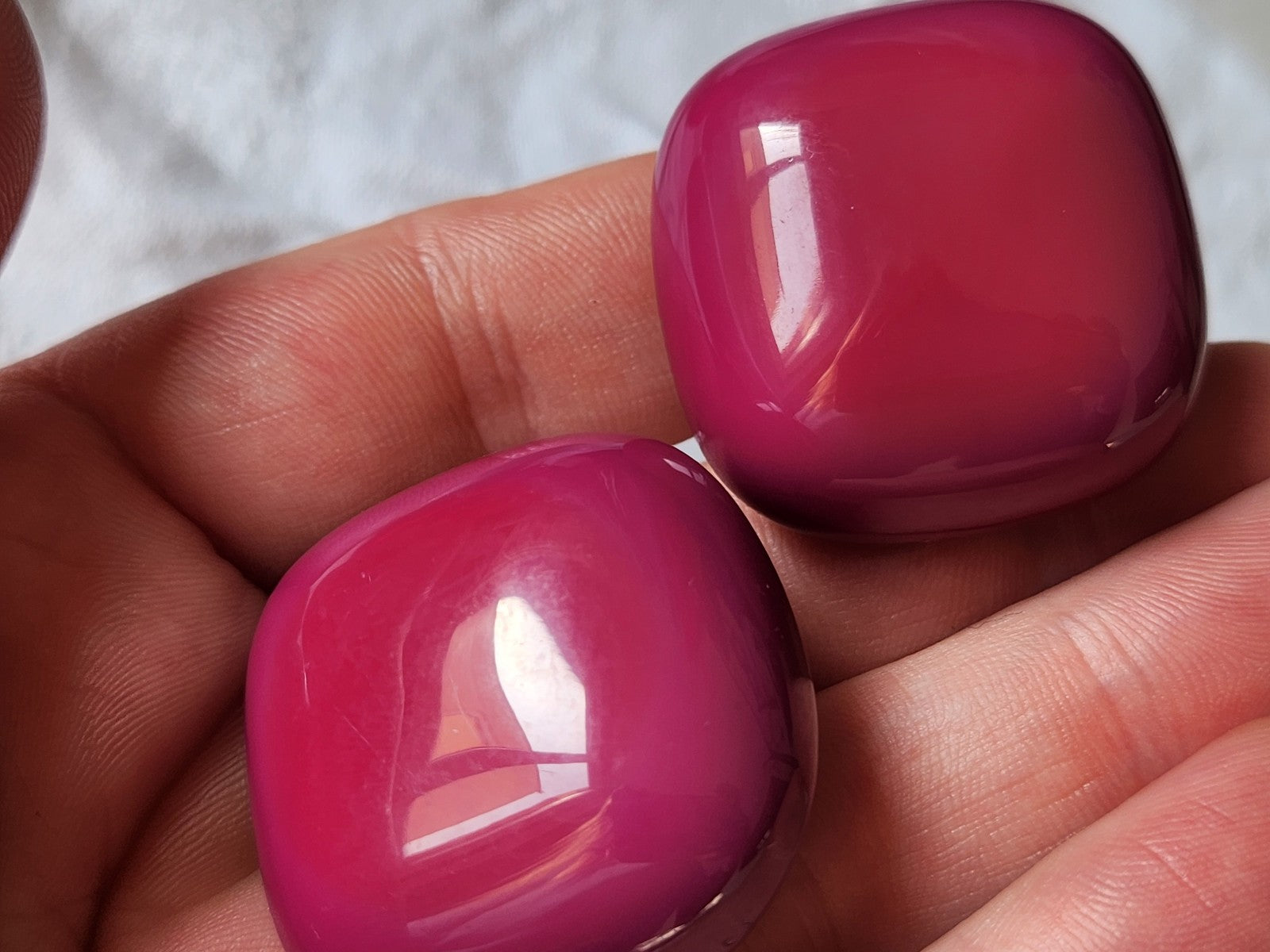 Enorme bouton vintage 3,3 cm imposant rose fushia lourd ref 3870 **