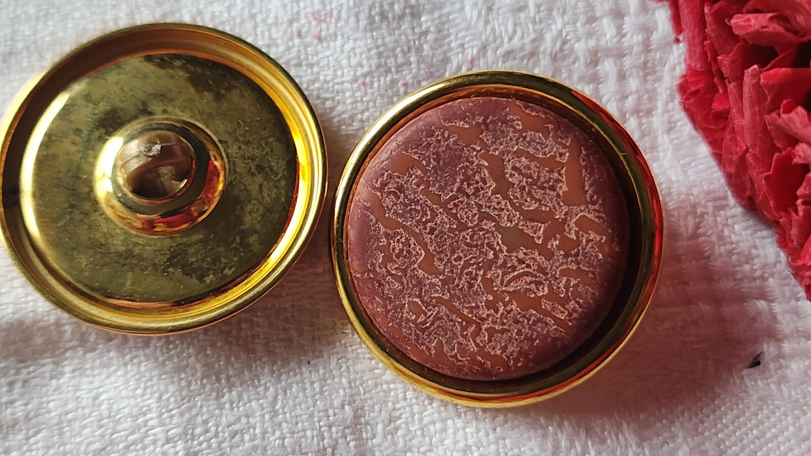 lot 6 gros boutons vintage collection  métal rouge marron 3 cm lourd ref 3952 **