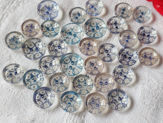 Lot 32 boutons anciens lucite tons bleu motif panaché 1,2 à 1,5 cm ref 2353