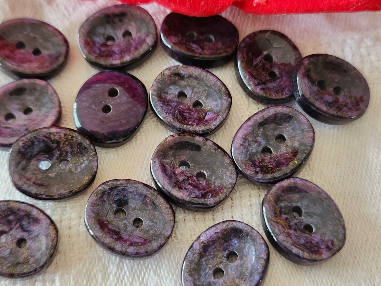 Lot 14 boutons vintage  violet moucheté ovale  1,2 sur 1,5 cm ref 5975