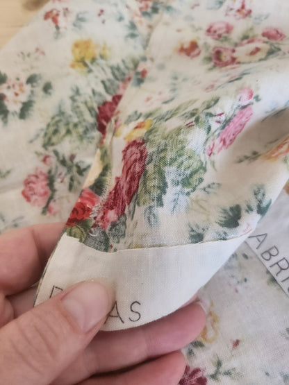 Ancien coupon de tissu fleuri dumas fabrication francaise 119 sur 77 cm B5