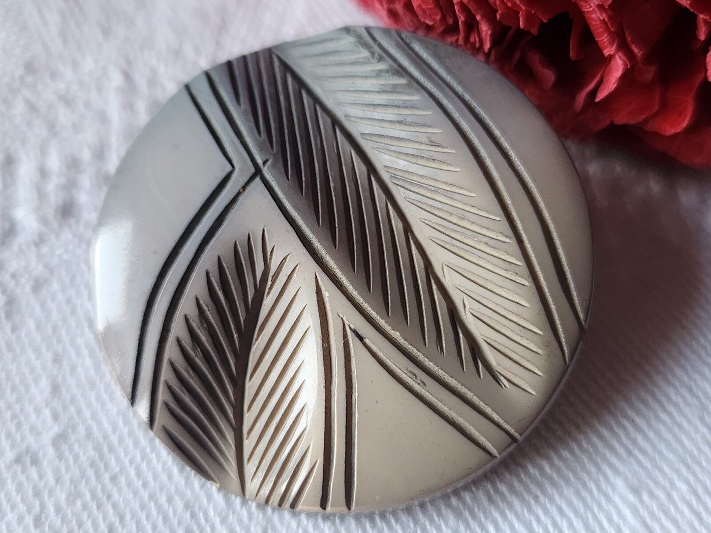 Collection bouton ancien gris camaieu motif feuillage relief 3,3 cm G8N