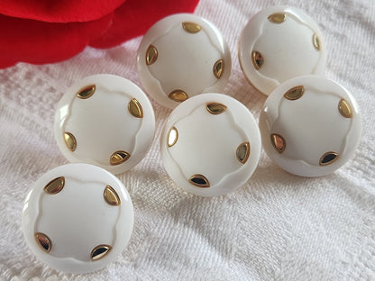Lot 6 boutons vintage blanc doré à pied diamètre 2,1 cm ref 2383