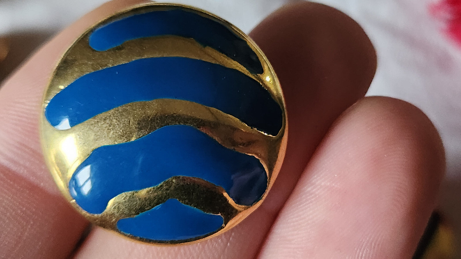 Haute couture bouton vintage collection métal emaillé bleu 2,7 cm ref 2221