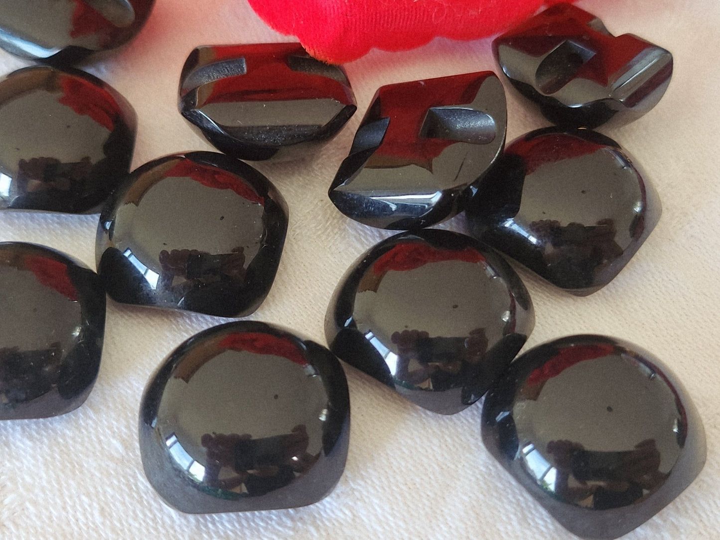 Lot 6 jolis boutons vintage noir lumineux pied 2 cm ref 3860 original