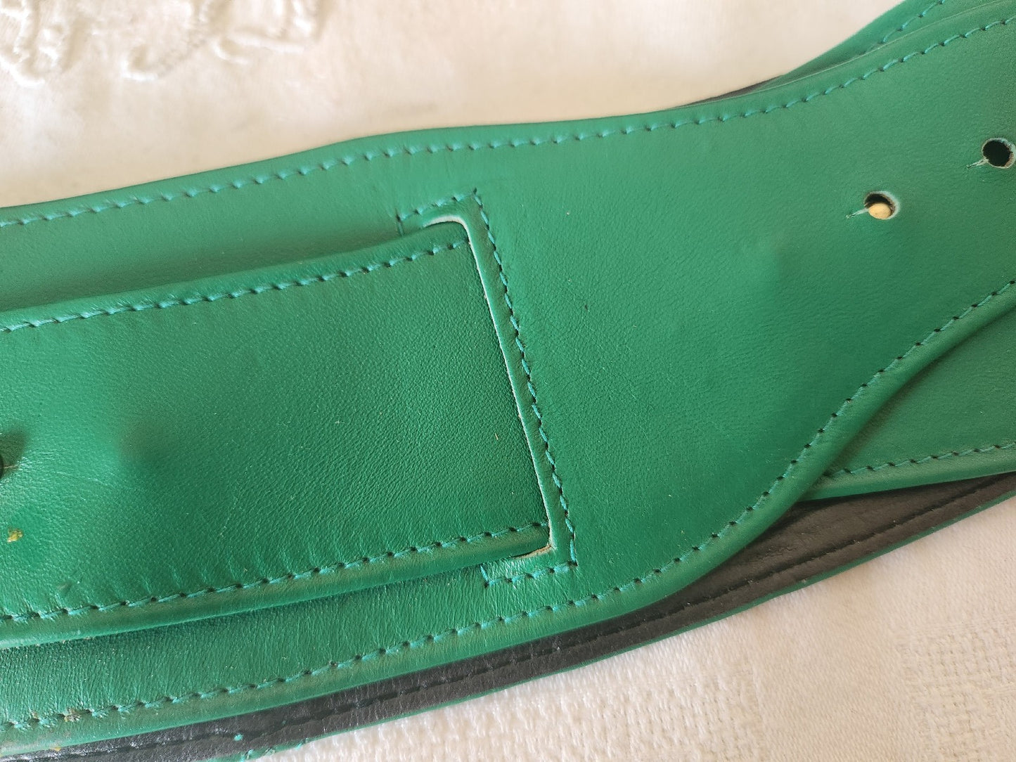 Ceinture ancienne vintage large verte jolie 72 cm à 76 cm A4