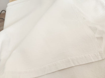 Ancien retour de drap blanc monogramme BB jour échelle découverte  B6