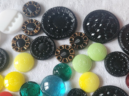 Lot 50 cabochons anciens en verre vintage panaché N°1 T2