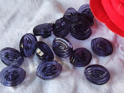 Lot 14 boutons vintage violet petit transparent 1 cm sur 1,3 ,cm ref 3910