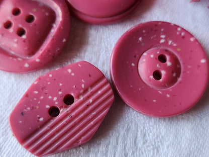 Lot 4 boutons vintage rose moucheté echantillon 2,6 cm ref 408
