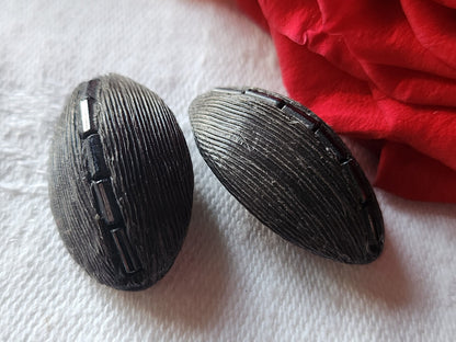 Duo boutons vintage parurier collection resine gris 2,7 cm sur 1,5 cm  G17B