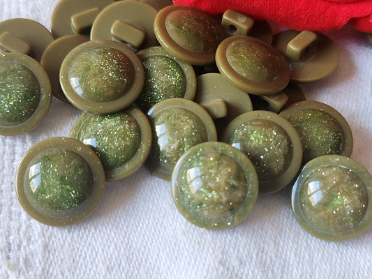 Lot 18 boutons vintage vert inclusion pied 1,4 cm ref 2768