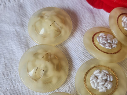 lot 6 gros boutons vintage coeur passementerie blanc à  pied 2,7 cm ref 1485