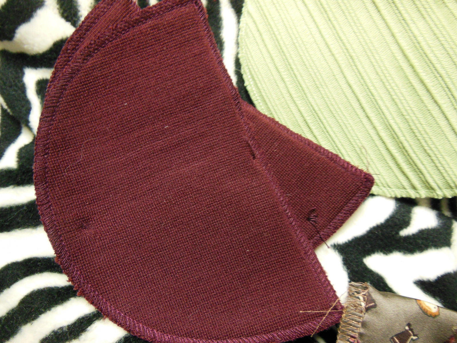 Lot 4 paires d'épaulettes pour vêtement robe vintage B4