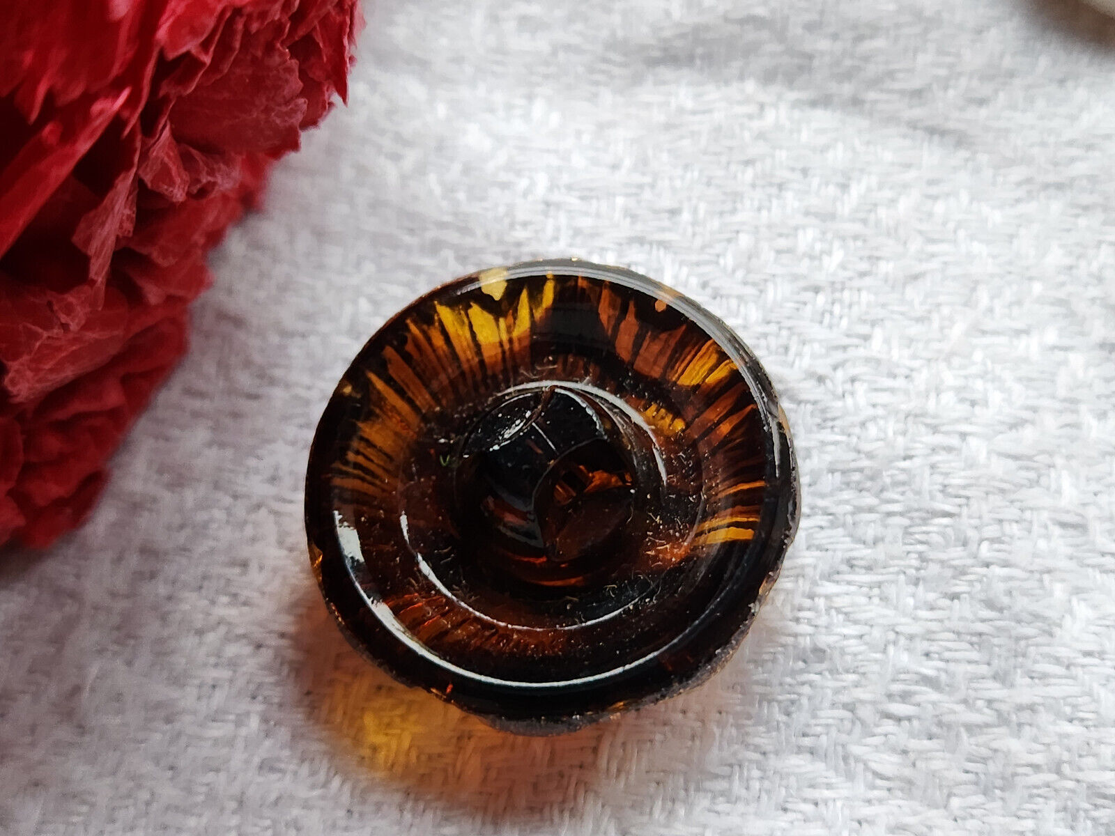 Gros bouton ancien marron en verre écaille  flamby  2,2 cm G14G