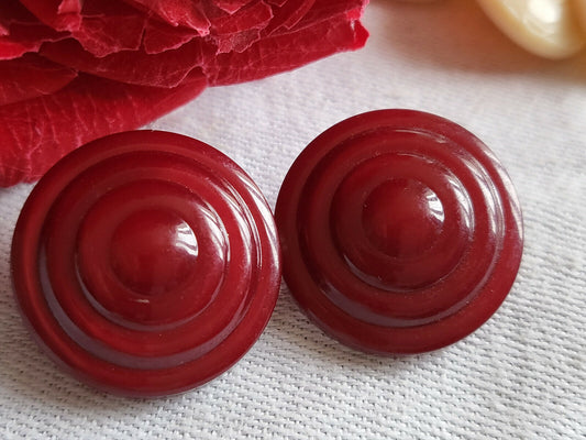 Duo boutons anciens vintage Rouge foncé   à pied  2,1  cm G18F