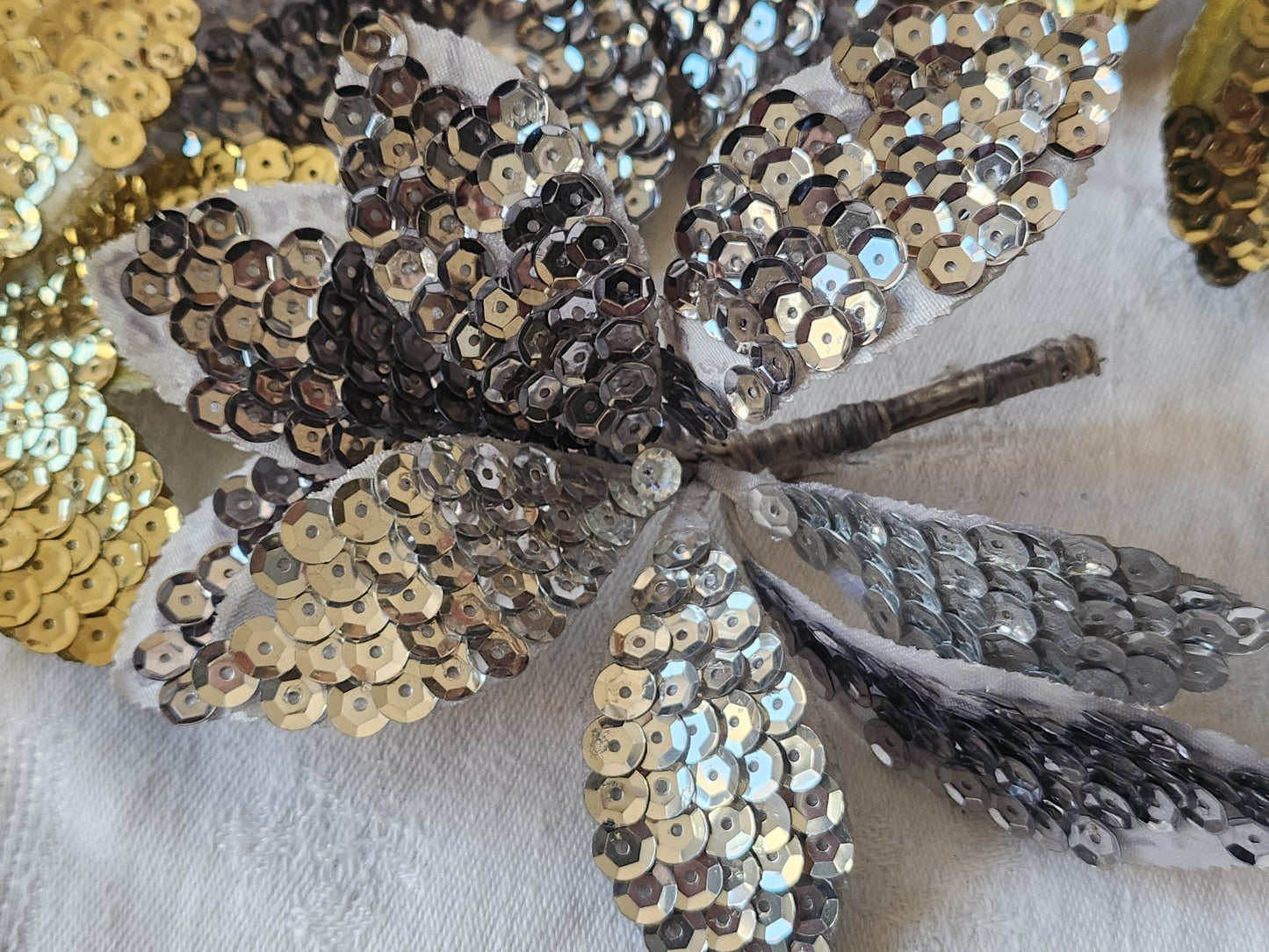 Lot 5 anciens ornement chapeau vintage creation  sur broche 12 cm