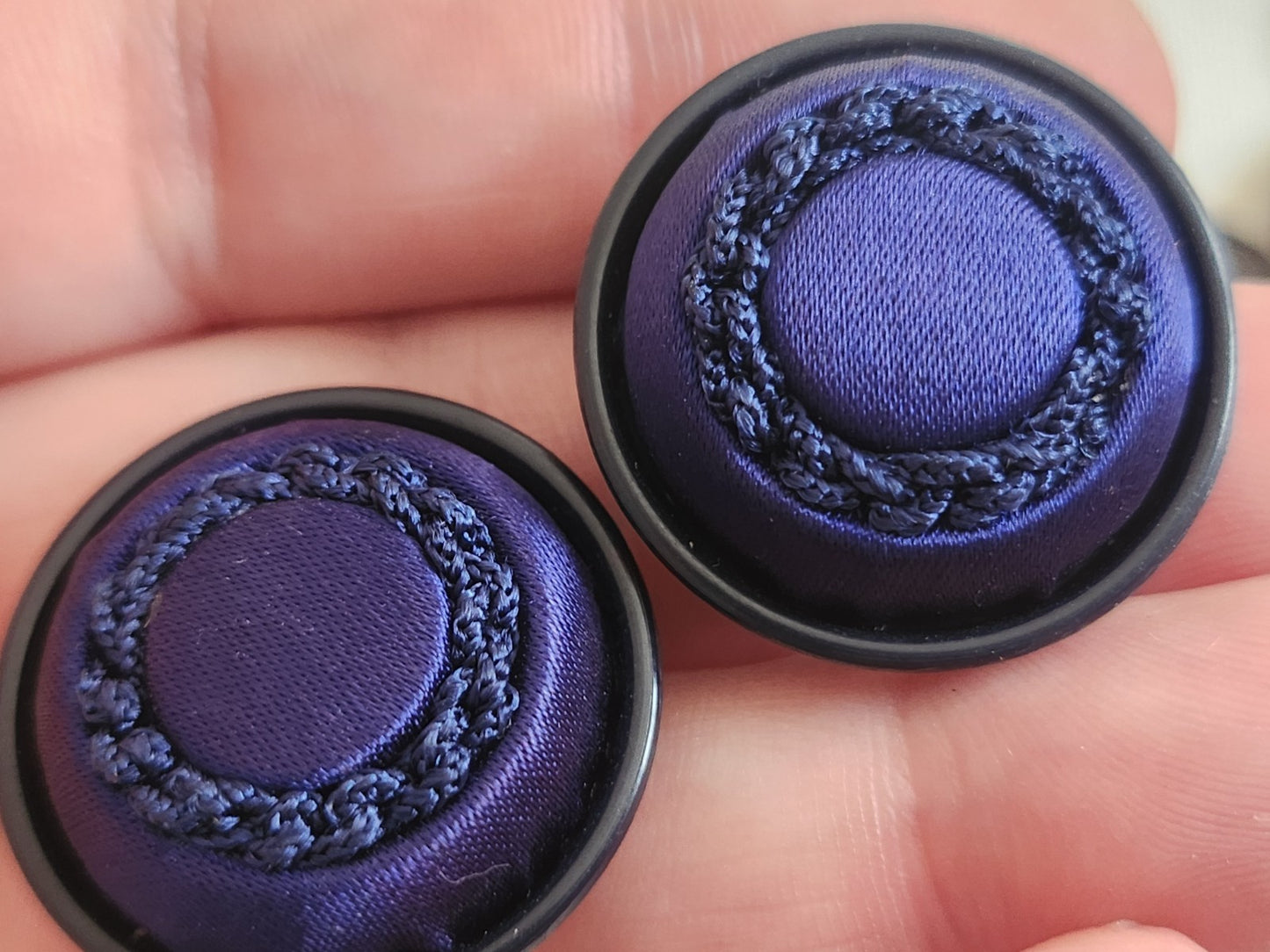 lot 6 boutons anciens vintage passementerie lumineux bleu  2,7 cm   ref 6341 **
