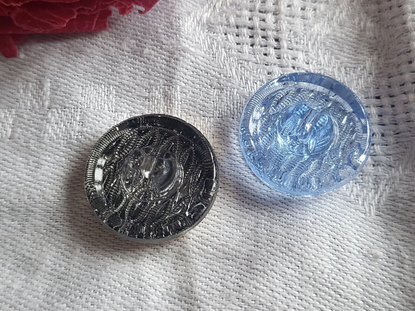 Duo boutons anciens en verre  bleu doré  collection 1,7 cm D11H