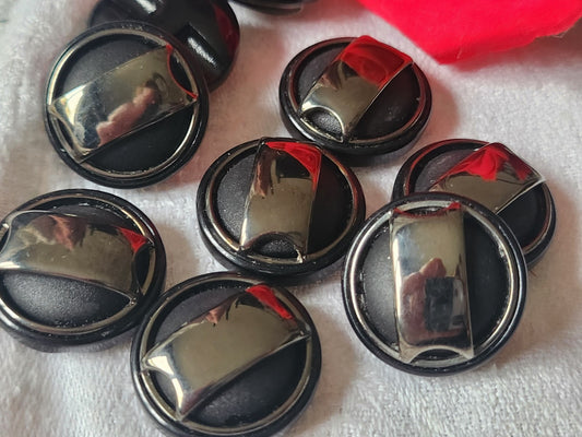 Lot 6 boutons vintage noir motif en métal à pied 2,4 cm ref 526