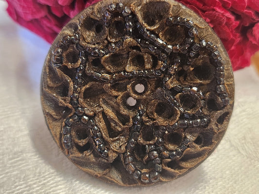 Collection gros bouton vintage résine perle marron trous 4 cm ref 0050