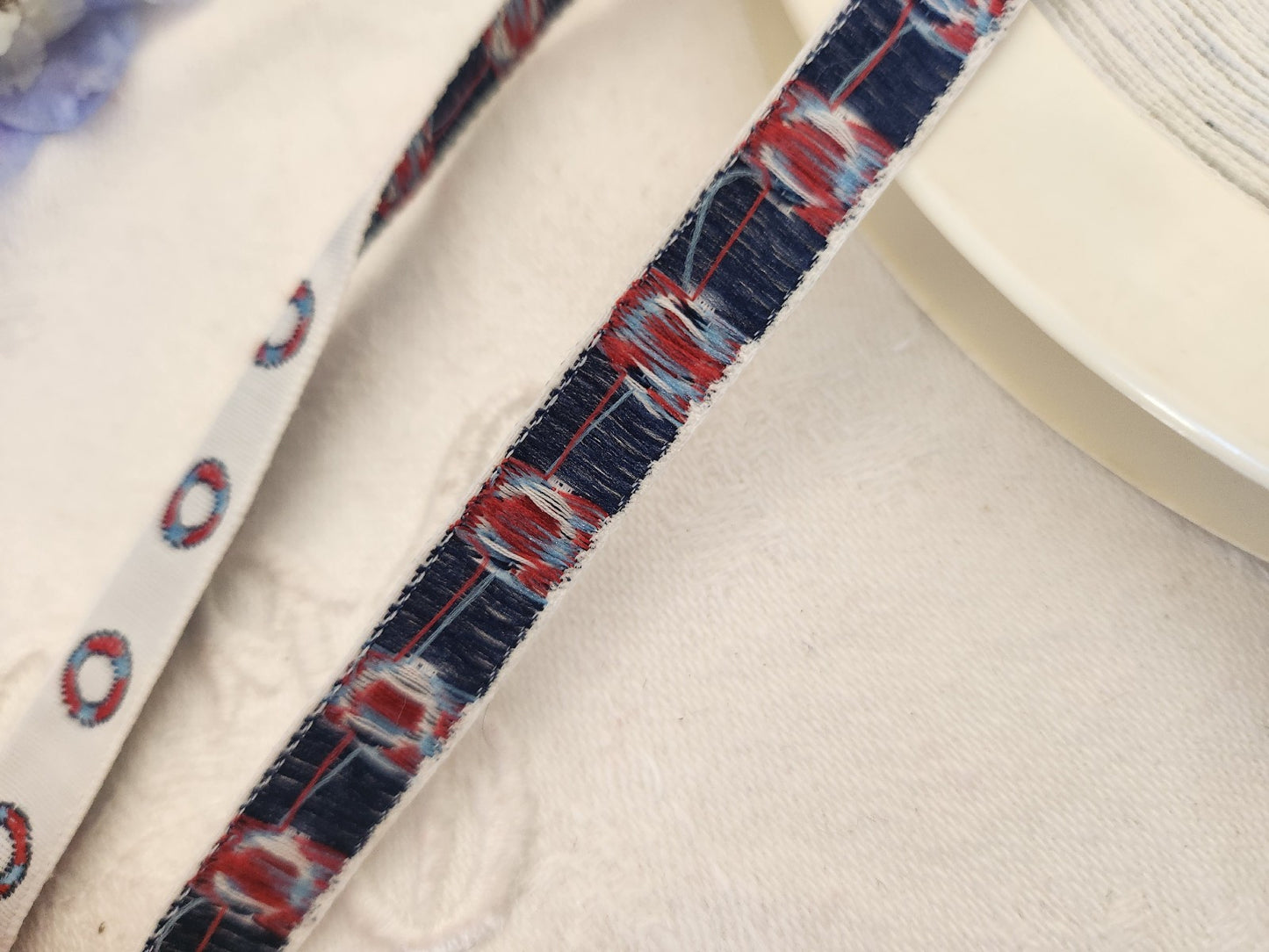 Galon vintage theme mer/ marin bouée tissé blanc bleu 3 mètres sur 1 cm B9