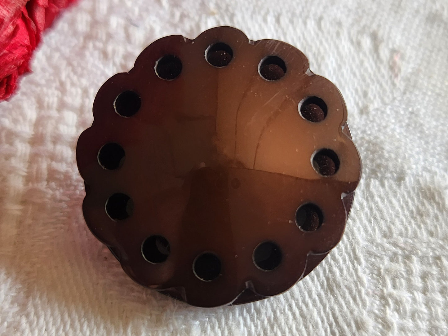 Collection bouton ancien point ajouré double niveau marron 2,6 cm D14C