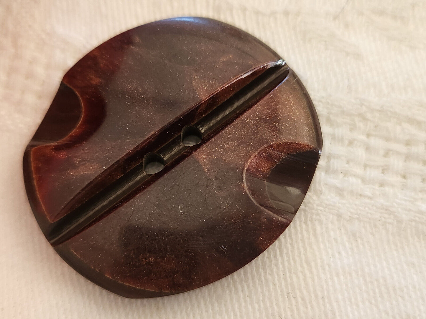 Collection bouton ancien  bimatiere 3 cm sur 3,5 cm G2D