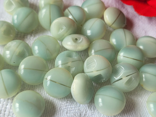 Lot 14 boutons vintage petits bleu tendre 1,2 cm 12 mm pied bombé ref 4006