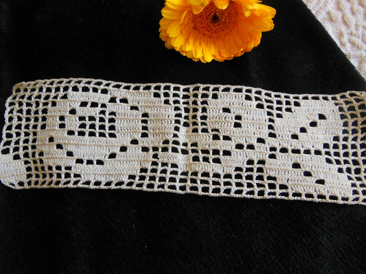 Dentelle ancienne grande application crochet fleur 22 cm sur 6,5 cm T1-27