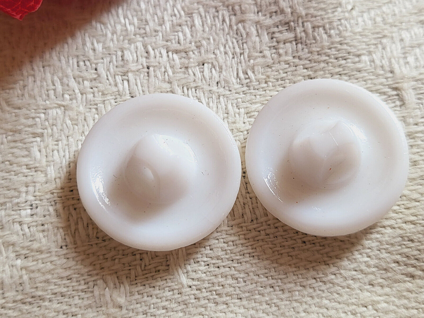 Duo boutons anciens en verre mordoré rose blanc 1,7 cm G8G