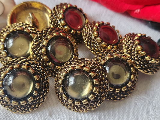 Lot 5 boutons vintage  métal coeur vert doré 2,2 cm pied  ref 2336