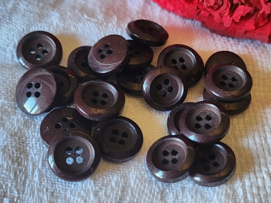 Lot 22 petits boutons vintage marron à trou  1,3 cm ref 5388