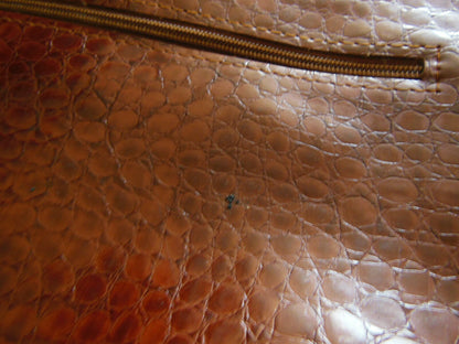 Superbe sac à main ancien marron effet reptile  très bel état grand besace