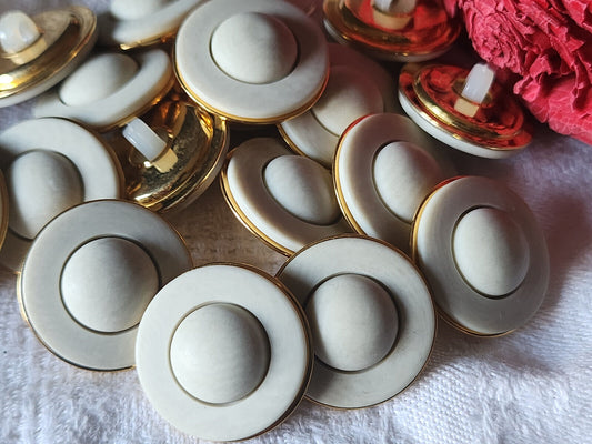 Lot 6 boutons vintage gris veiné mat à pied metal doré 2,2  cm ref 1478