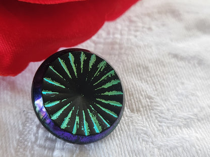 Bouton vintage en verre bleu noir pétrole  2,1 cm D17F